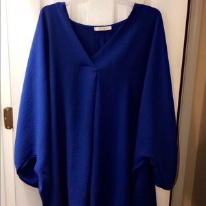 Blue flowy dress top